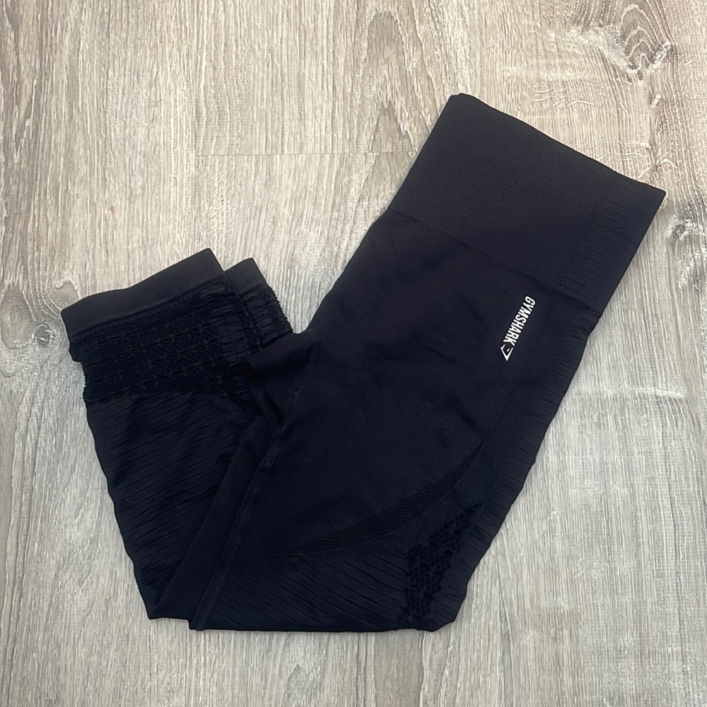 Gymshark black size medium leggings